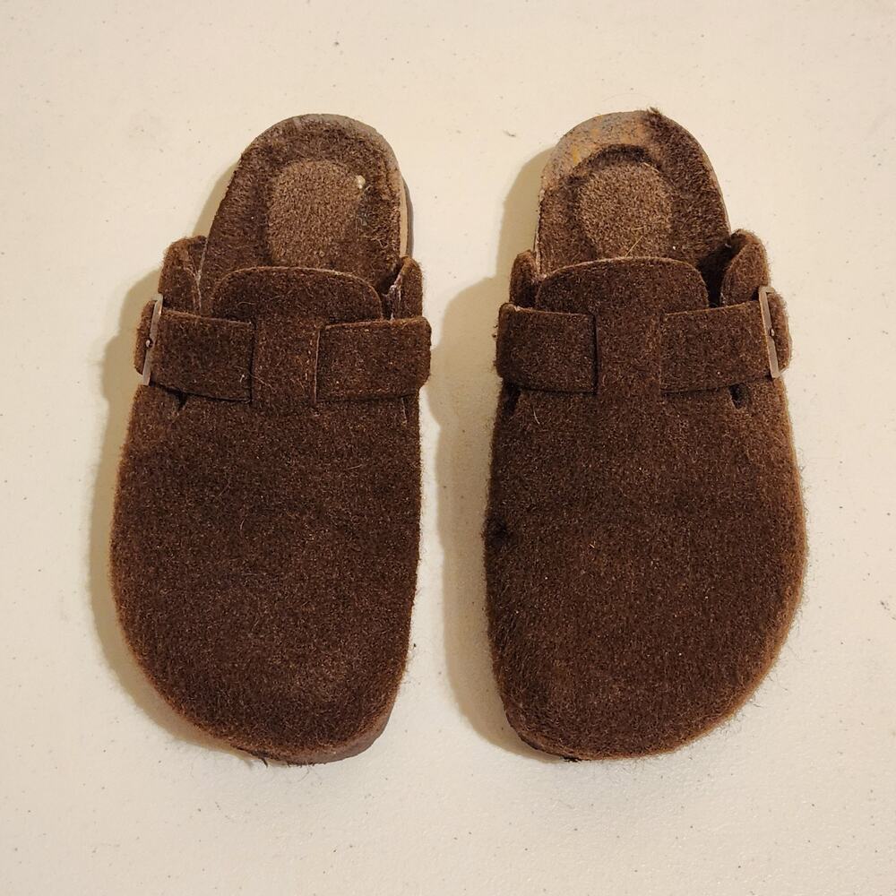 Cushionaire Sz 6.5 Fuzzy Chocolate Brown Clog Mules Slides Cozy Fall Shoes - Picture 2 of 11